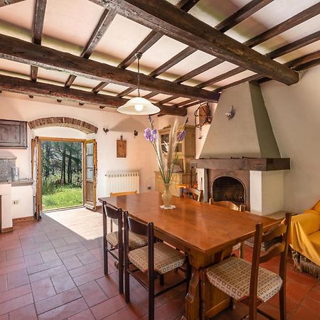Cozy Home In Massa Marittima Gr With Kitchen Buitenkant foto