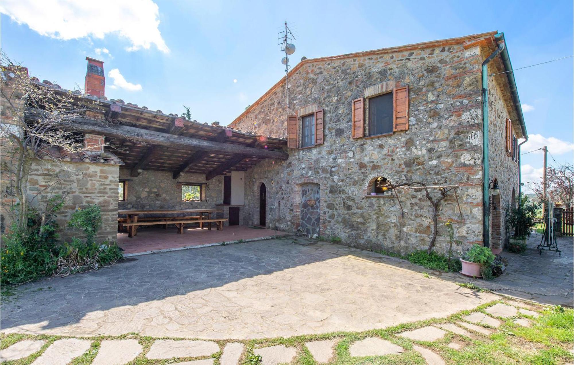 Cozy Home In Massa Marittima Gr With Kitchen Buitenkant foto